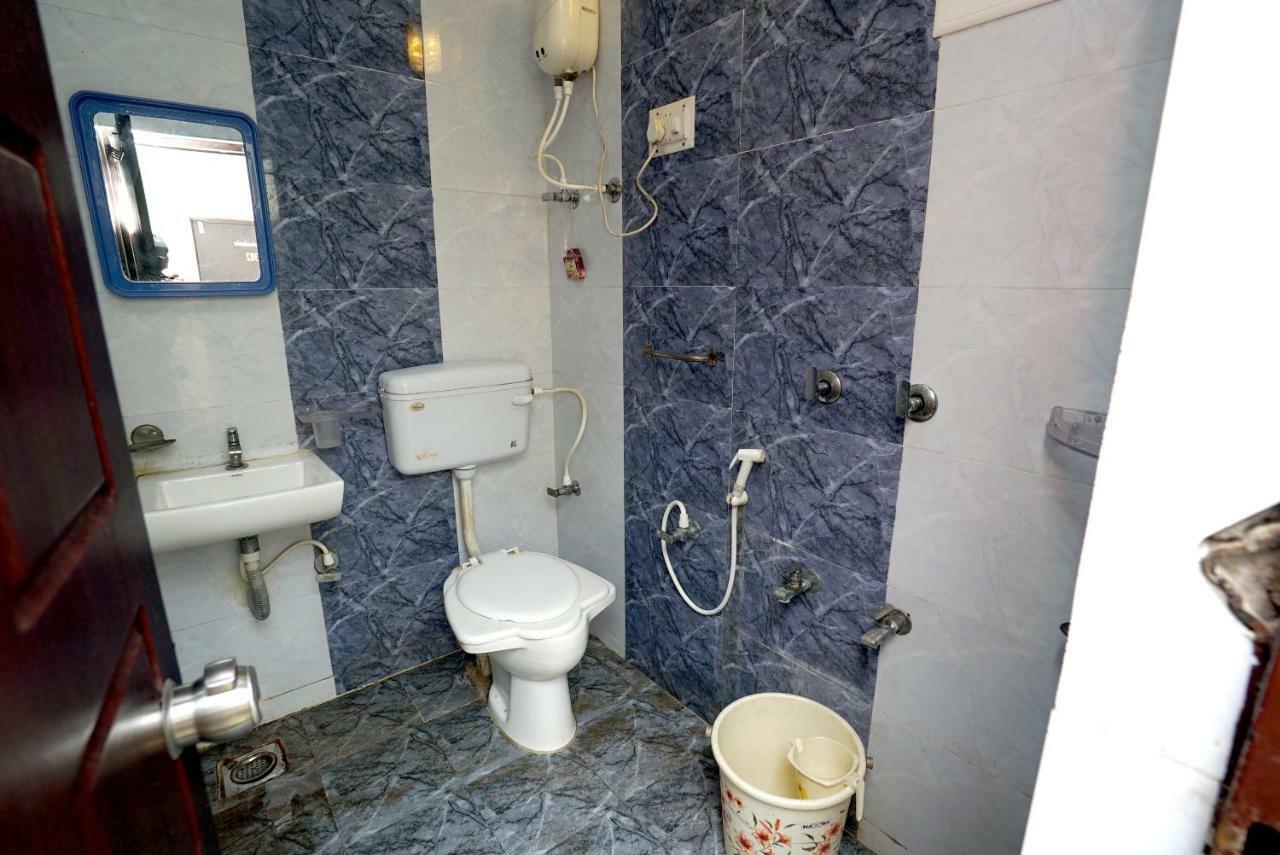 Hotel Royal Amhedabad Dış mekan fotoğraf